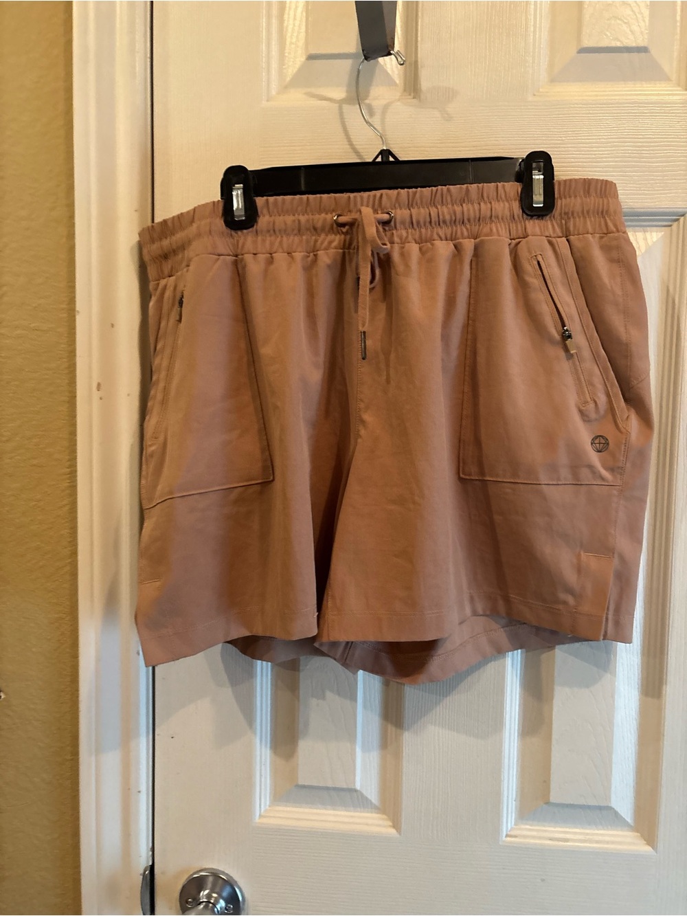 Size XL Taupe Utility Drawstring Short with Pockets